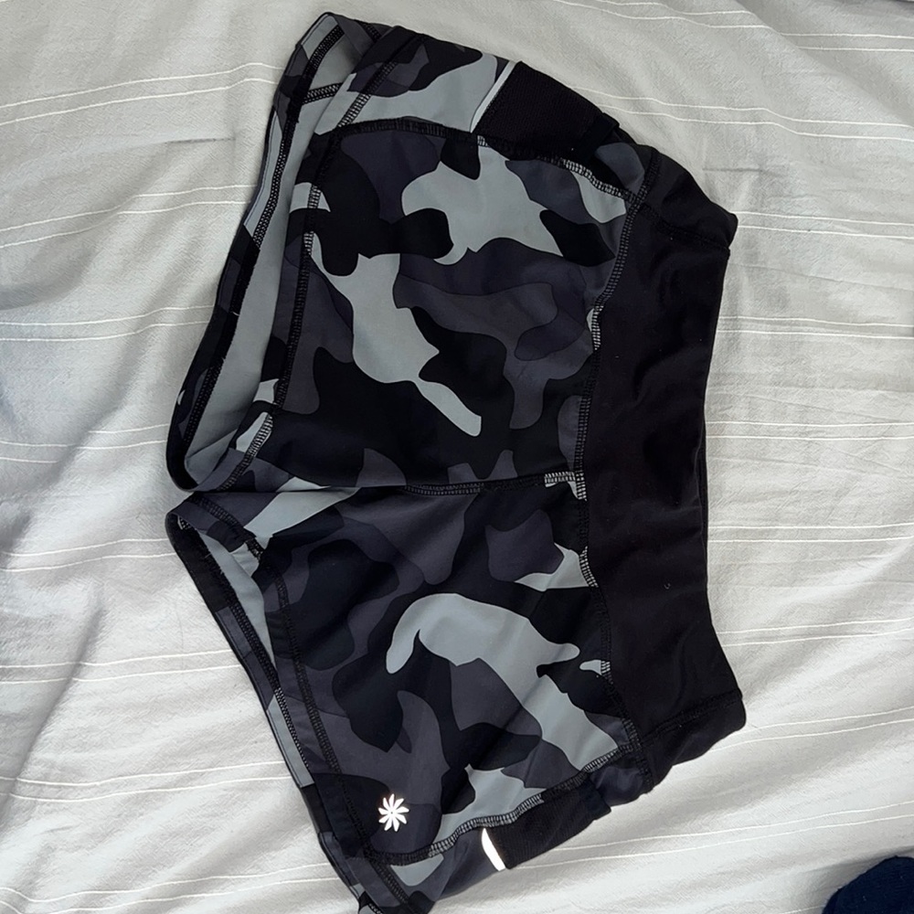 Athleta Run With It Shorts in Black Camo - extra small
